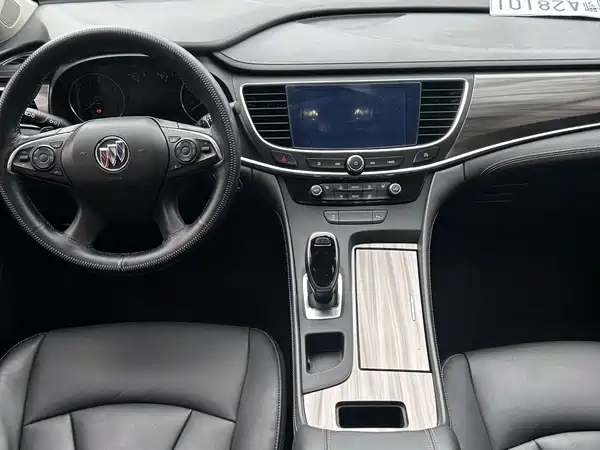 Buick LaCrosse 2021