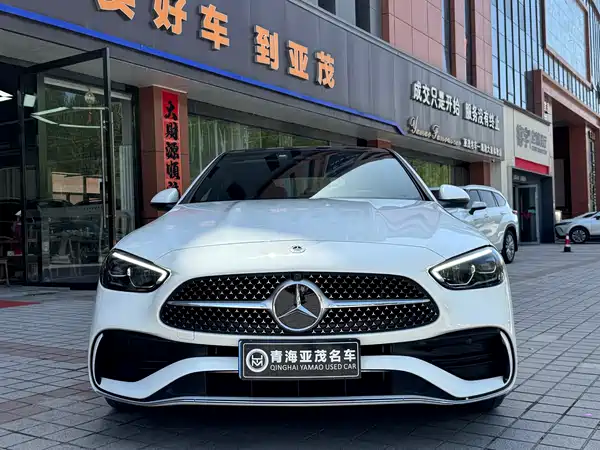 Mercedes-Benz C-Class 2024