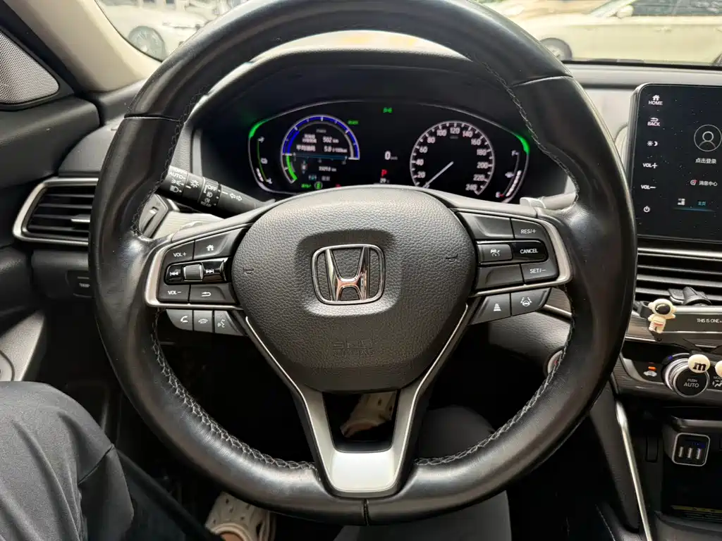 Honda Accord 2021 — фото 19