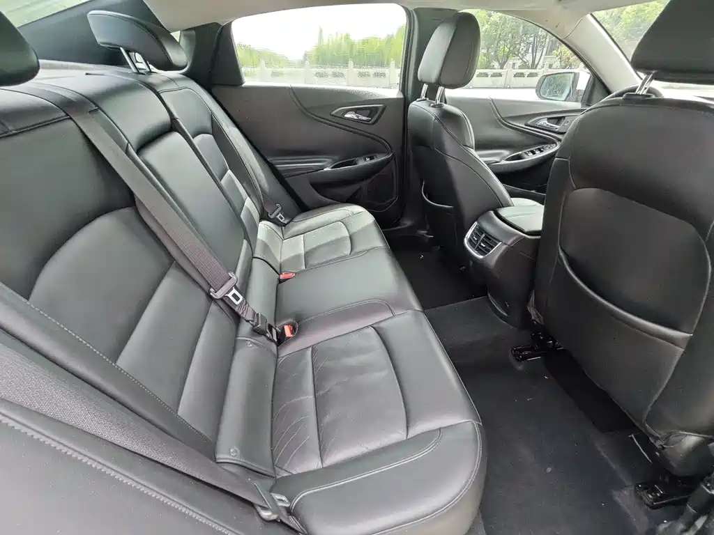 Chevrolet Malibu XL 2017 — фото 15