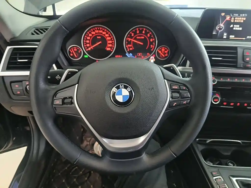 BMW 3 Series 2017