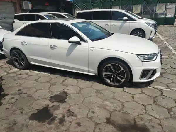 Audi A4L 2024