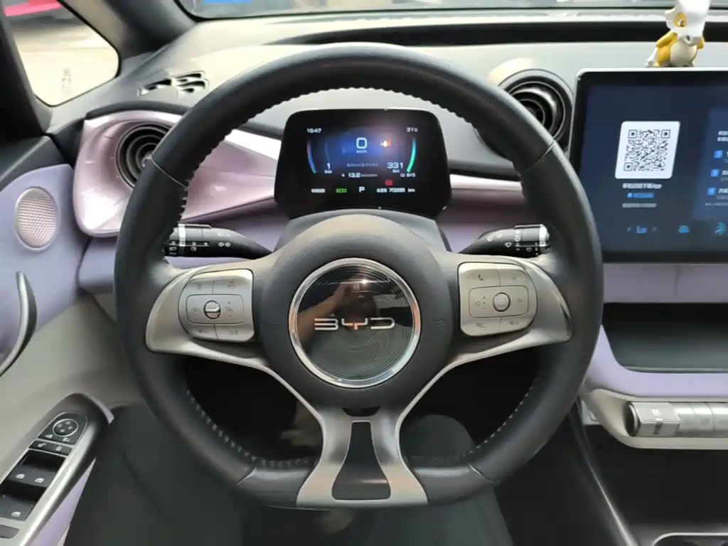 BYD Dolphin 2022 — фото 11