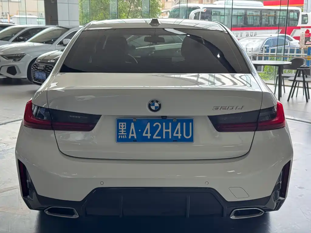 BMW 3 Series 2022