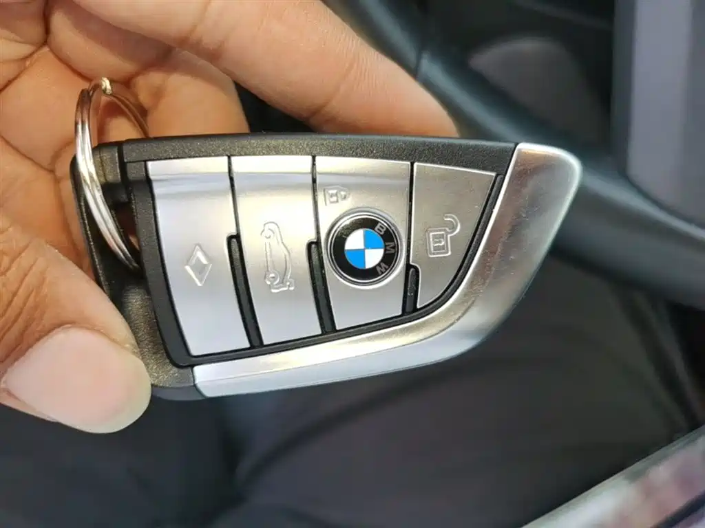 BMW 6 Series GT 2024 — фото 9