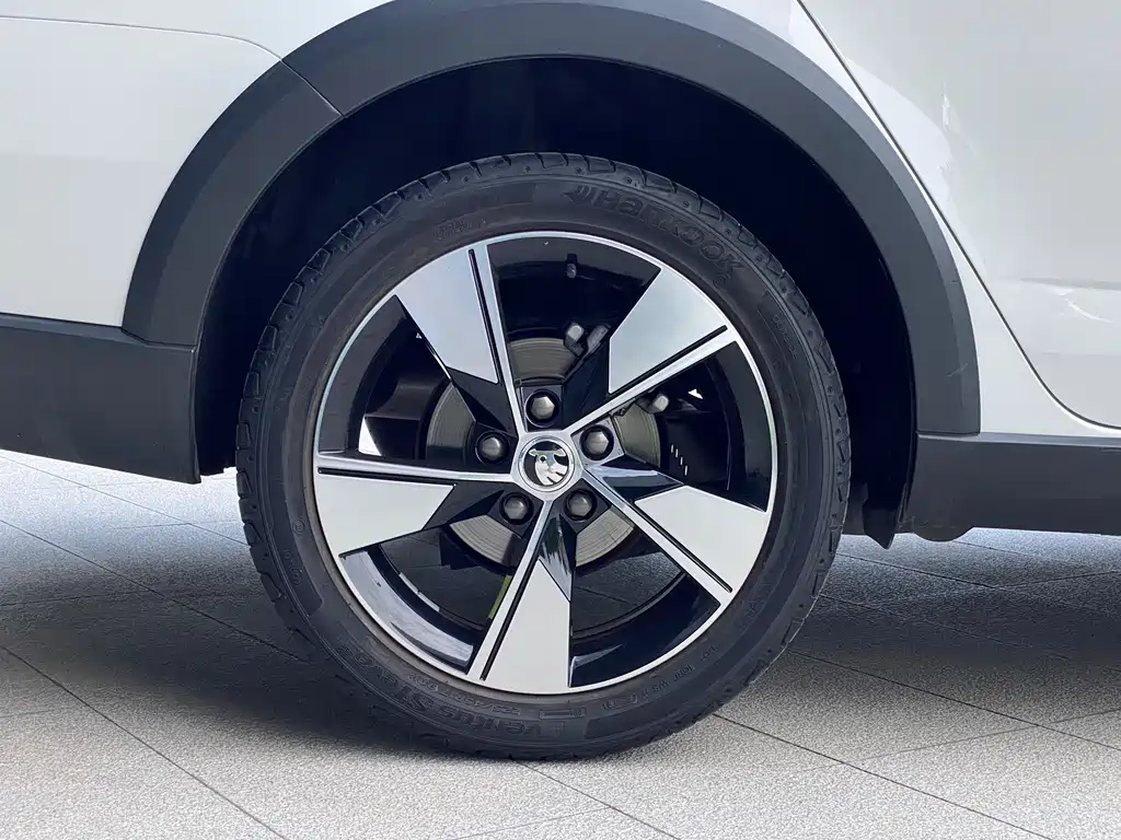 Skoda Octavia 2020 — фото 20