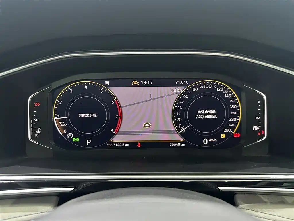 Volkswagen Tiguan L 2023 — фото 12
