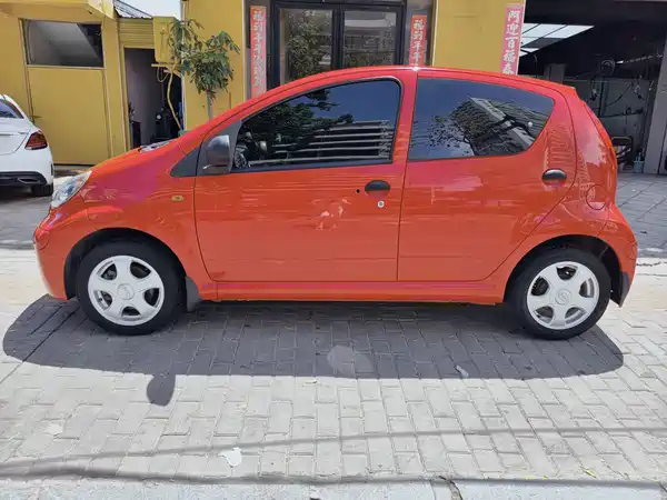 BYD F0 2014