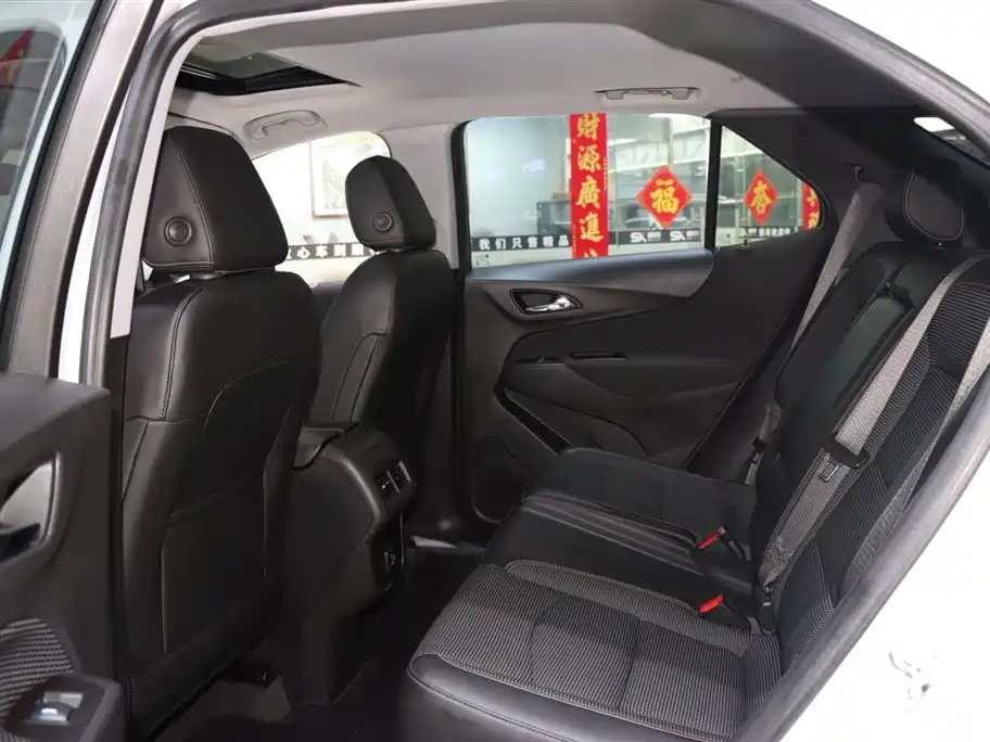 Chevrolet Equinox 2019 — фото 10