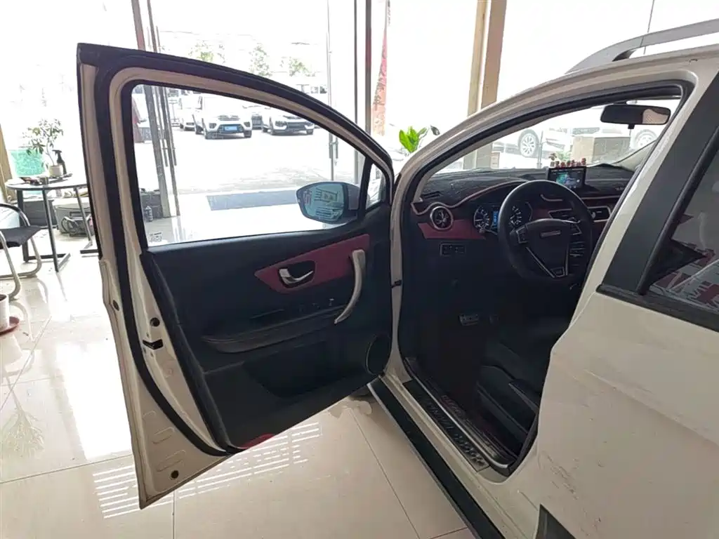 Haval H1 2015 — фото 16