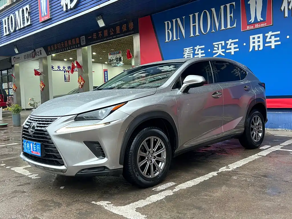 Lexus NX 2018 — фото 13