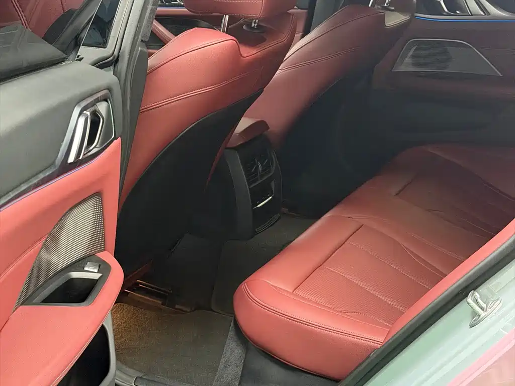BMW i4 2022 — фото 14