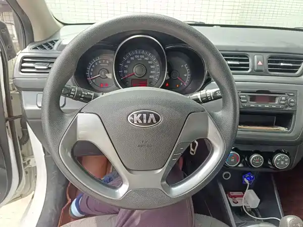 Kia K2 2016