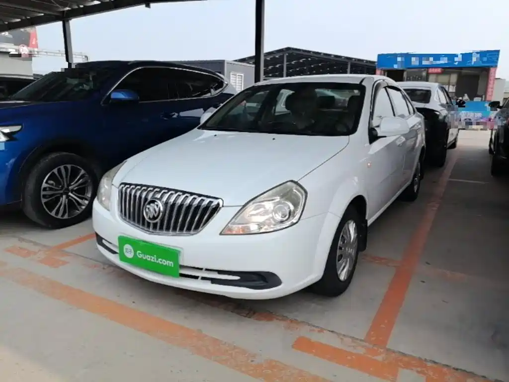 Buick Excelle 2015 — фото 1
