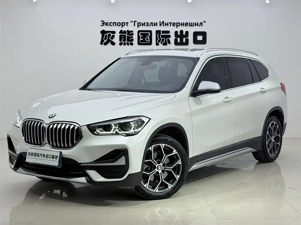 BMW X1 2022 — фото 1