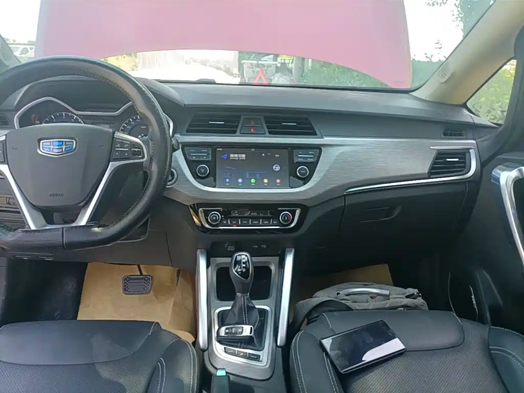 Geely Vision X3 2019 — фото 13