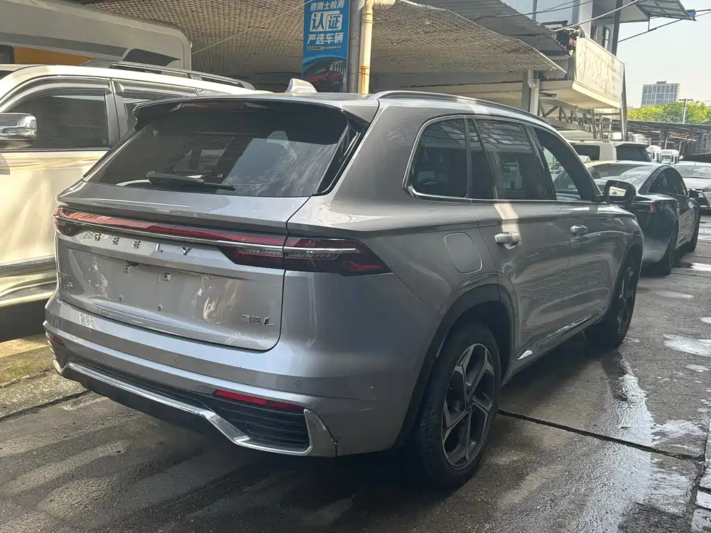 Geely Xingyue L 2023 — фото 11