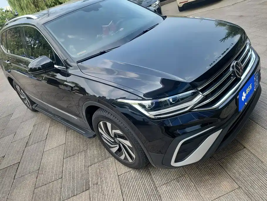 Volkswagen Tiguan L 2024