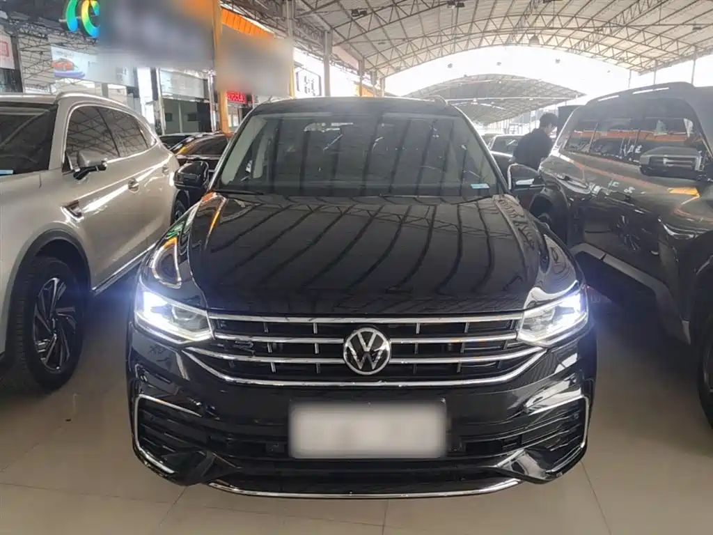 Volkswagen Tiguan L 2021 — фото 3