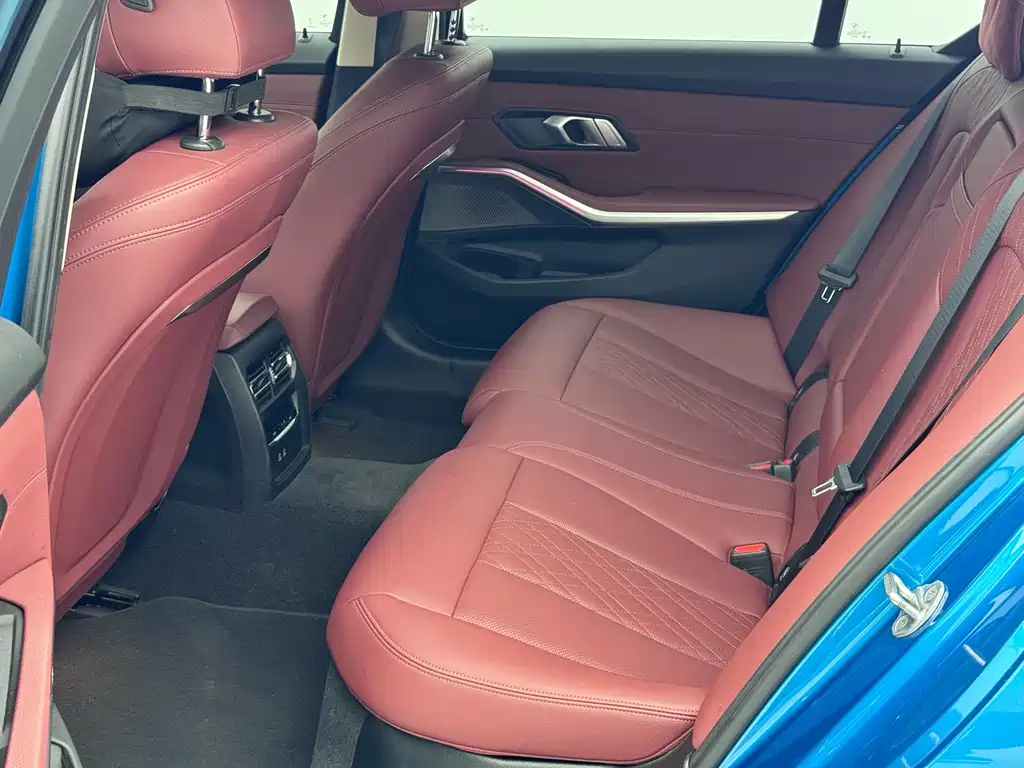 BMW i3 2023