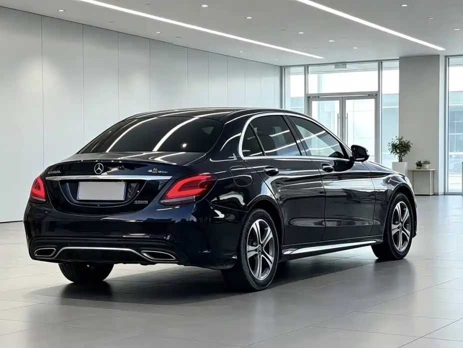 Mercedes-Benz C-Class 2020
