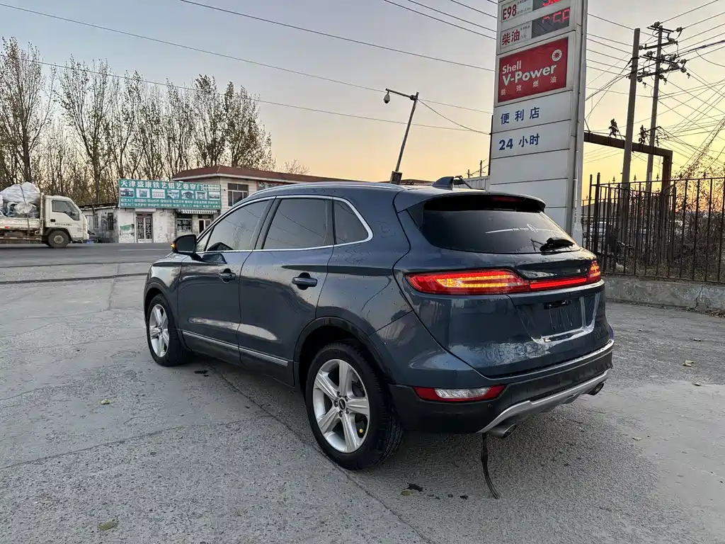 Lincoln MKC 2018 — фото 9