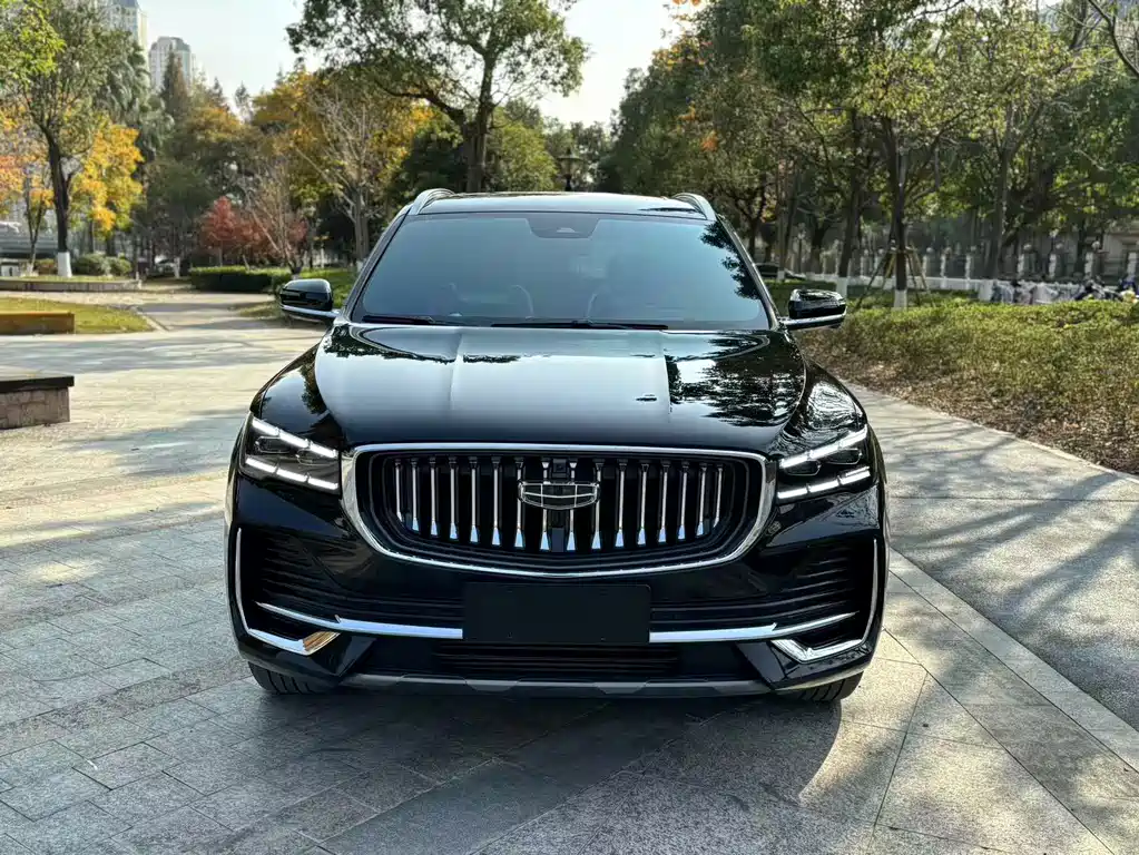 Geely Xingyue L 2024 — фото 1