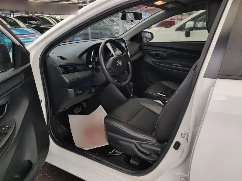 Toyota Vios 2018 — фото 12