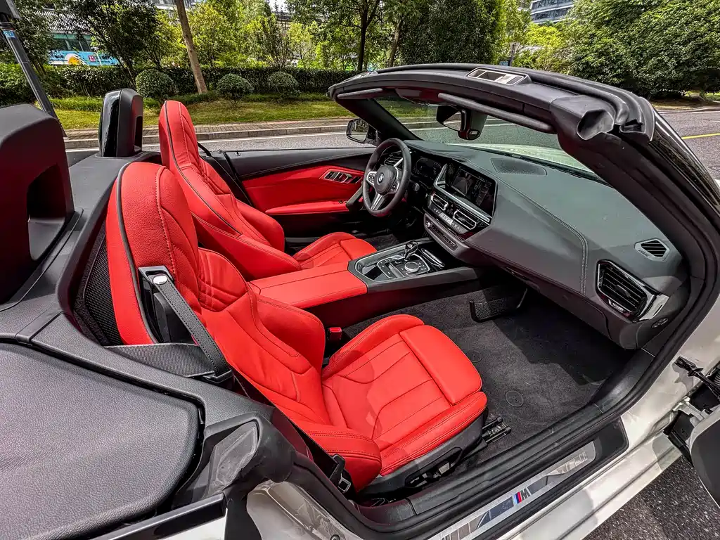BMW Z4 2024 — фото 9