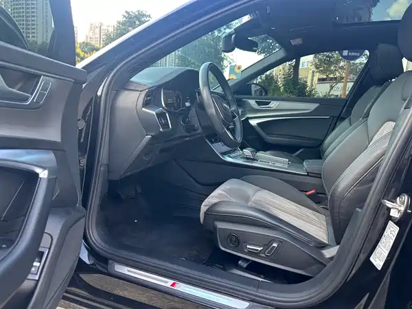 Audi A6L 2023