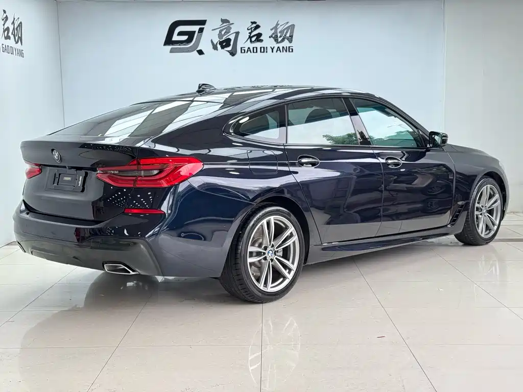 BMW 6 Series GT 2018 — фото 27