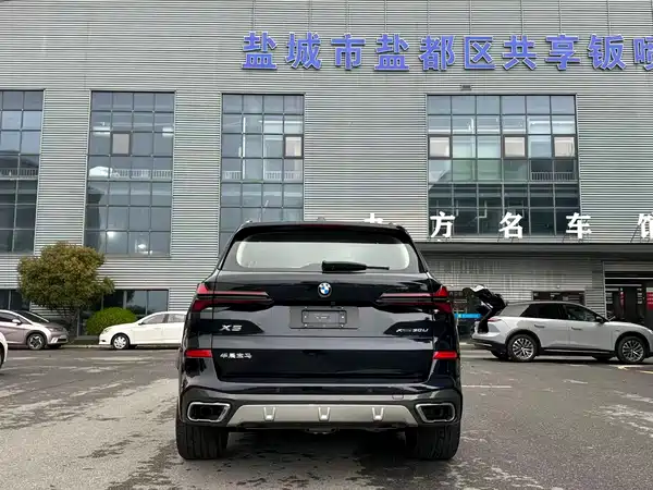 BMW X5 2025
