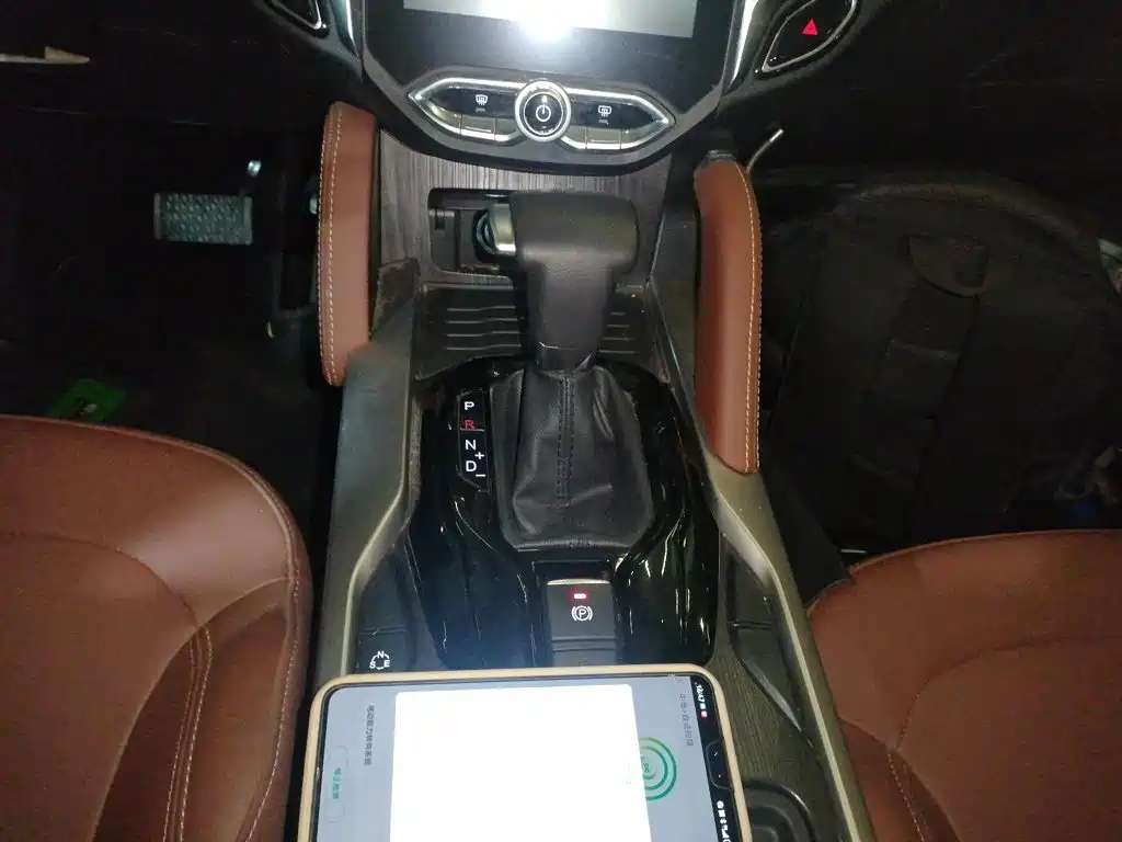 Zhonghua V6 2018