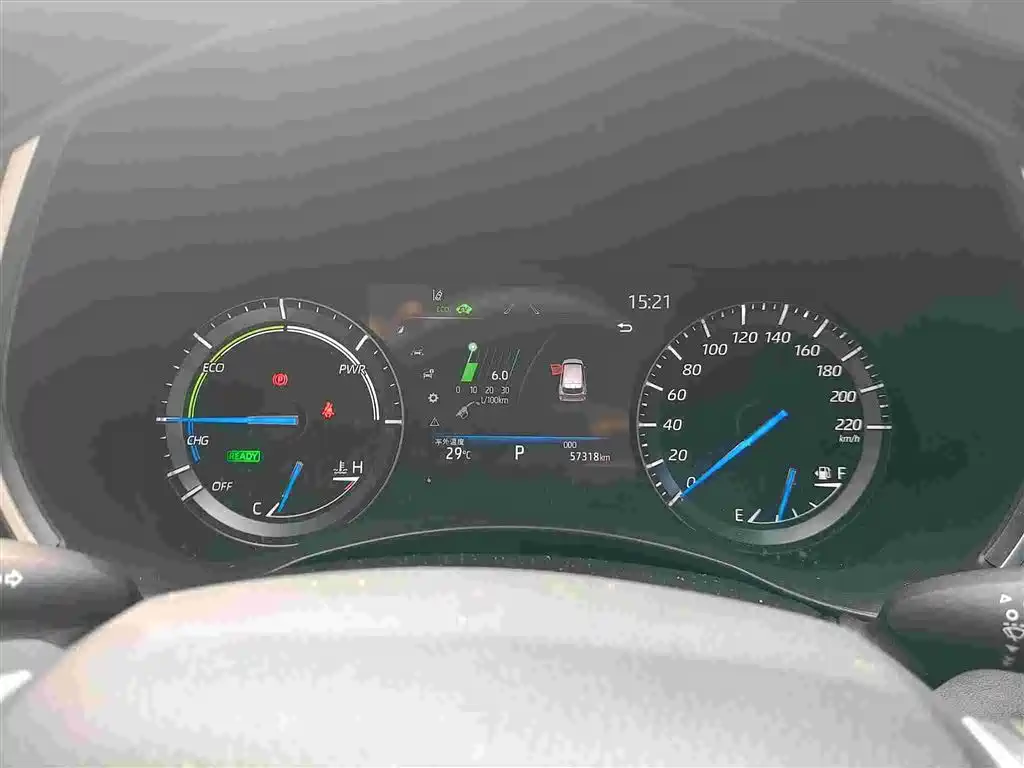 Toyota Crown Kluger 2022