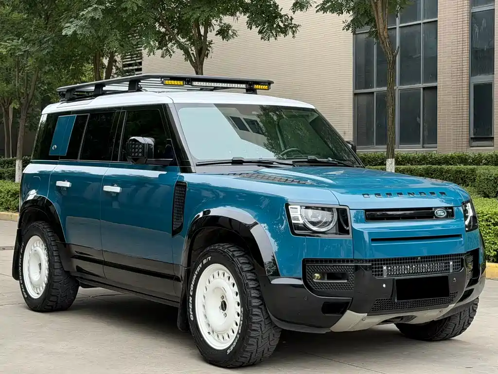 Land Rover Defender 2021 — фото 4