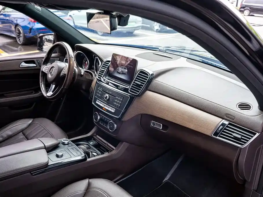 Mercedes-Benz GLE 2018 — фото 7