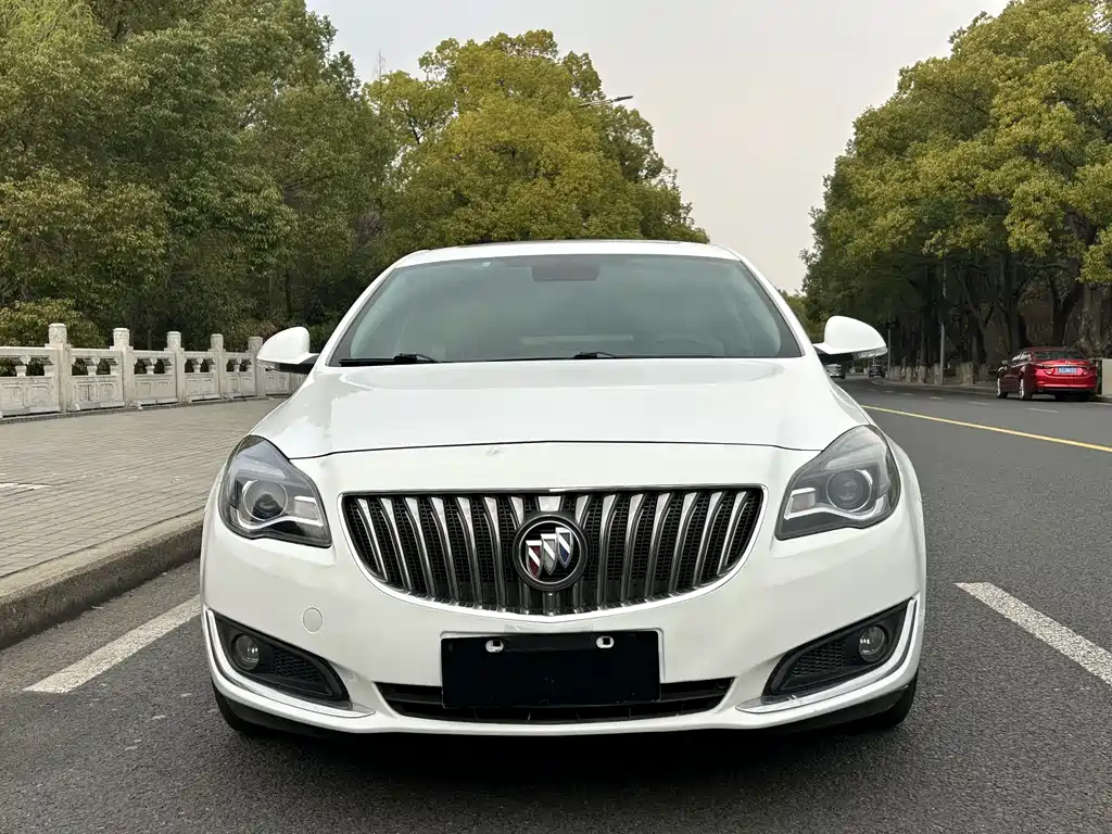 Buick Regal 2015 — фото 2