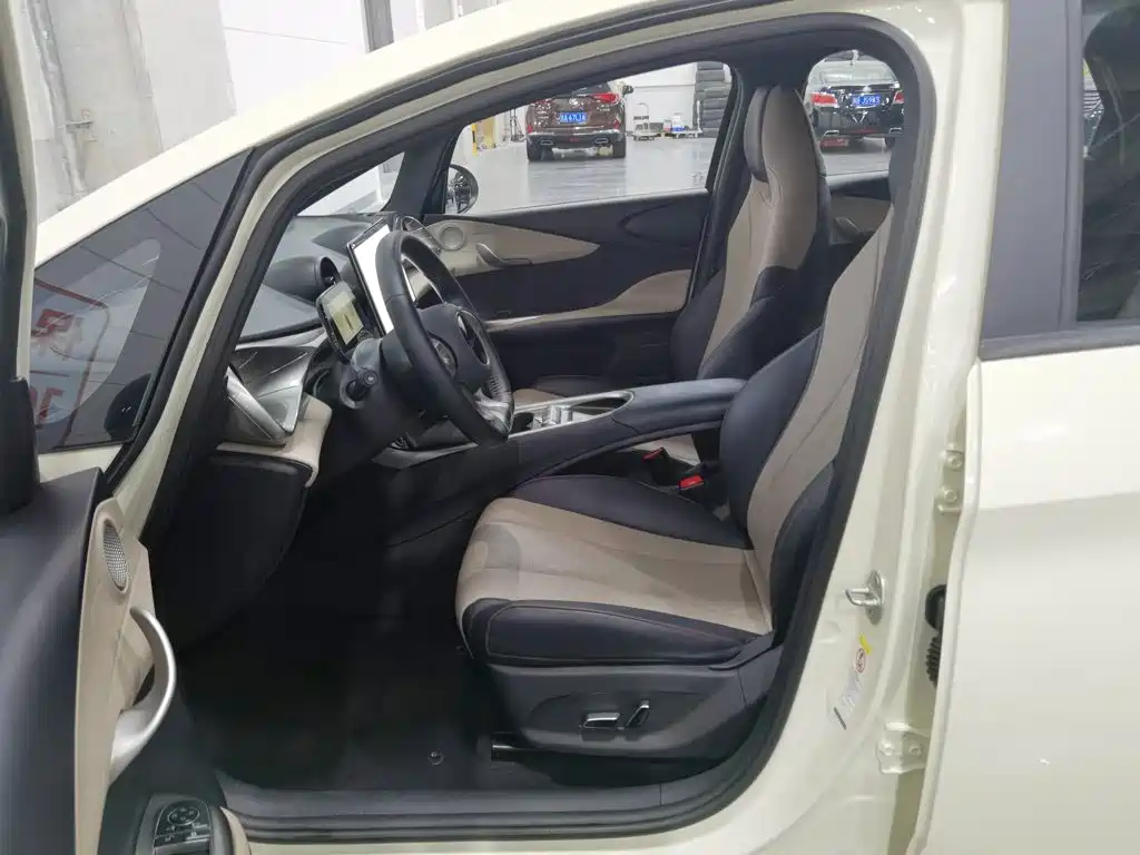 BYD Dolphin 2023 — фото 10
