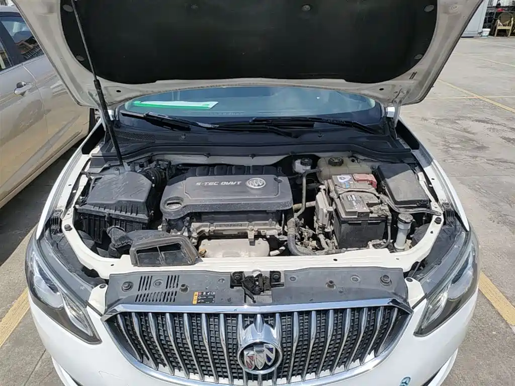 Buick Excelle 2017 — фото 20