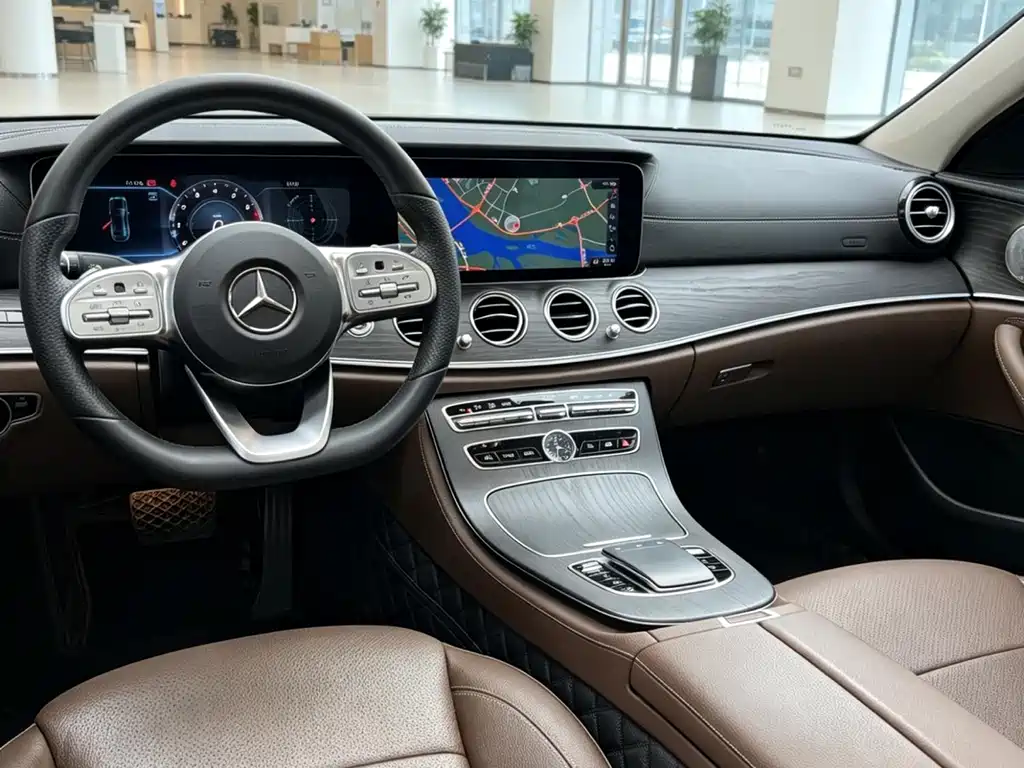 Mercedes-Benz E-Class 2020 — фото 10