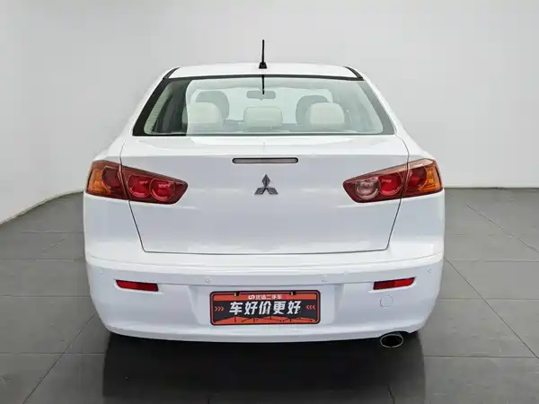 Mitsubishi Lancer EX 2010