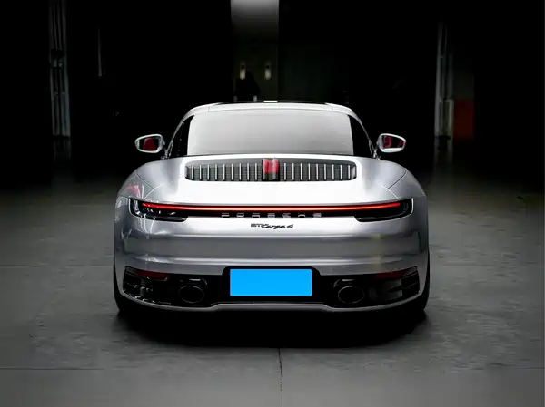 Porsche 911 2021