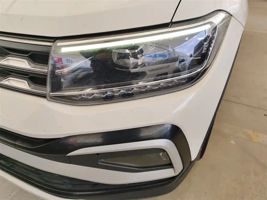 Volkswagen T-Cross 2020 — фото 18