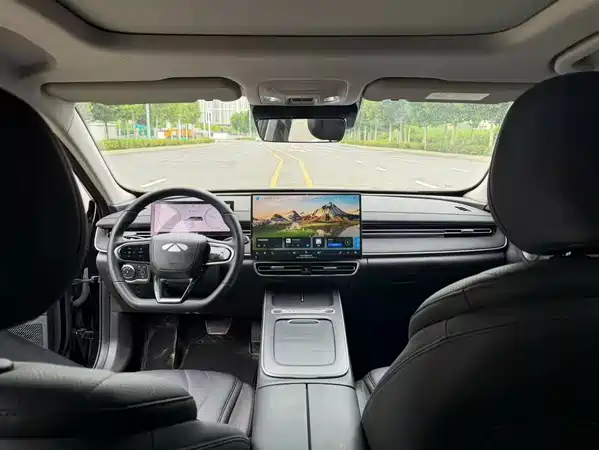 Chery Fengyun A8L 2025