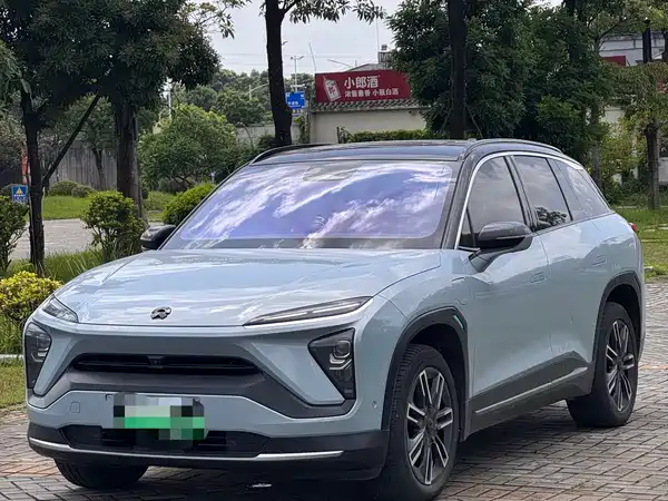 NIO ES6 2020