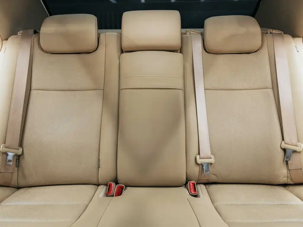 Toyota Camry 2016 — фото 22