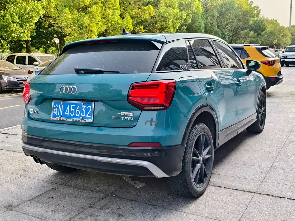 Audi Q2L 2019 — фото 9