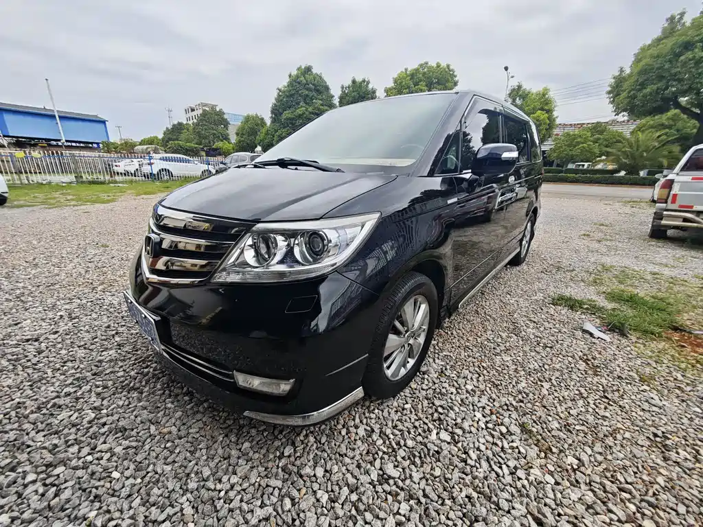 Honda Elysion 2013