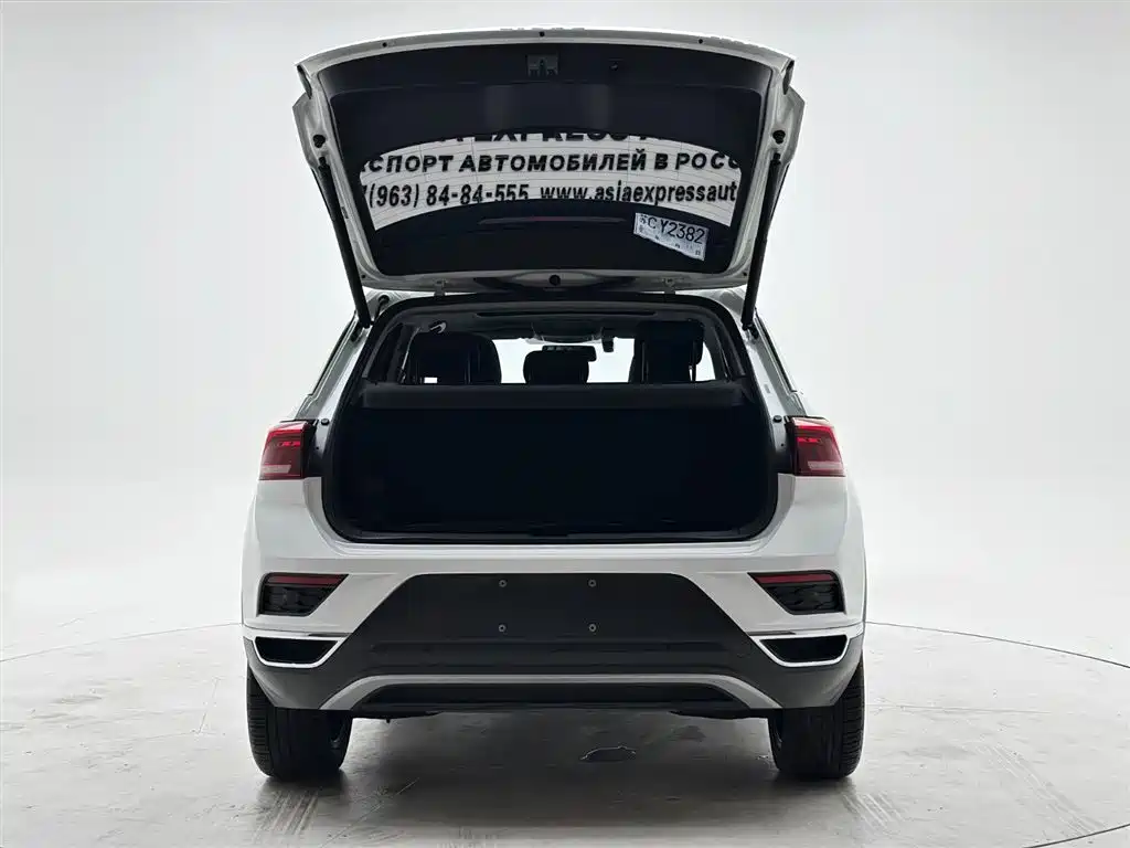 Volkswagen T-Roc 2023 — фото 8