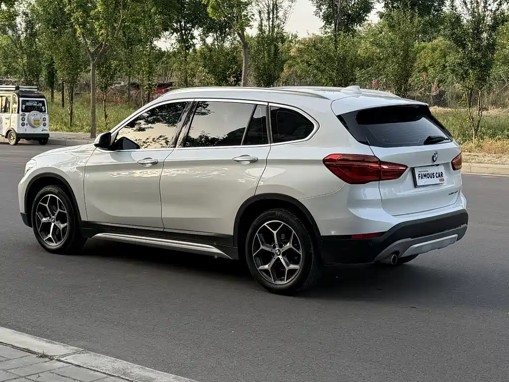 BMW X1 2019 — фото 4